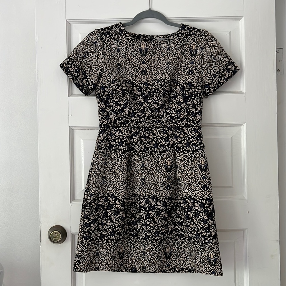 H&M short sleeved dress blue, black and cream